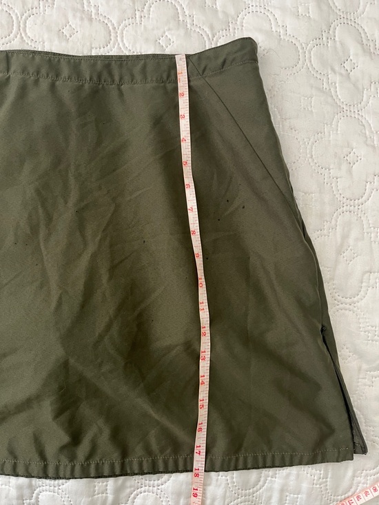 Patagonia Duway Skirt Size 8 Olive Green Hiking Skort DWR Finish - Picture 6 of 15